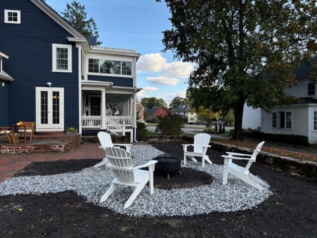The Inn Crowd Bed And Breakfast Holden Extérieur photo