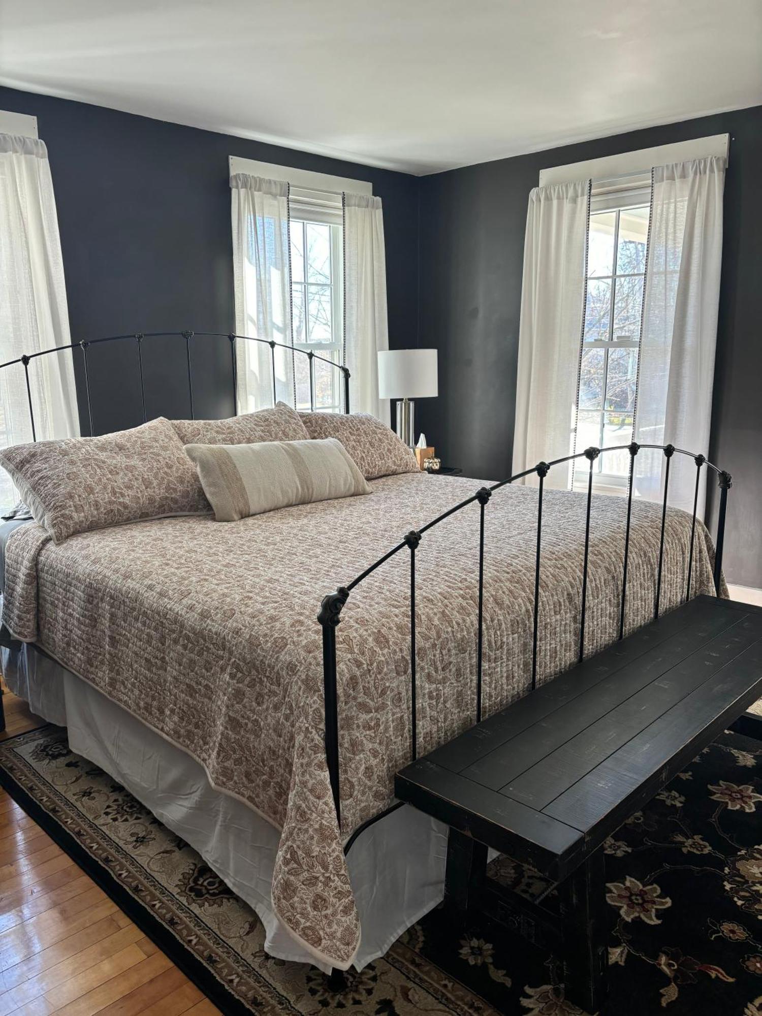 The Inn Crowd Bed And Breakfast Holden Extérieur photo